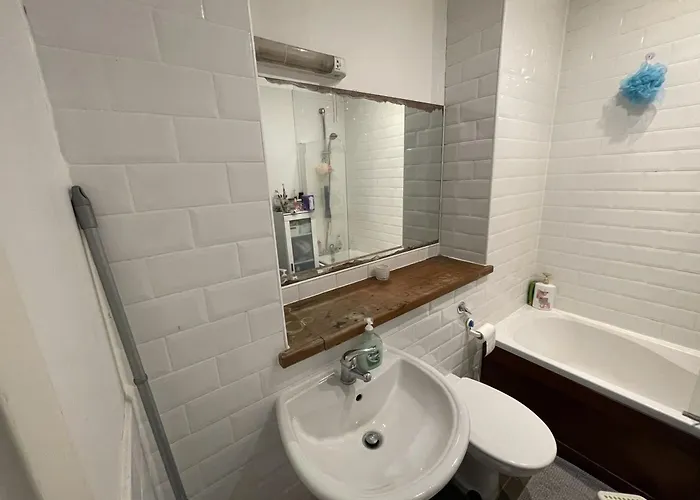 2-bed -sleeps 5 & Parking Apartman *